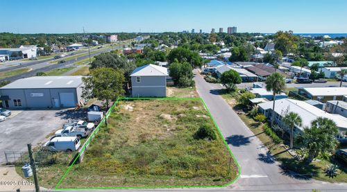 326 Lake Pl, Panama City Beach, FL, 32413-1644 | Card Image