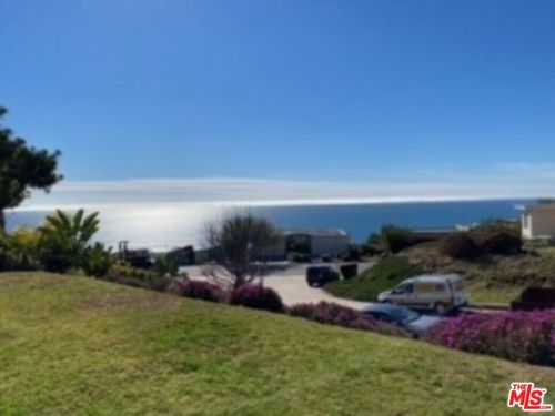 214 Bellino Dr, Pacific Palisades, CA, 90272-3101 | Card Image