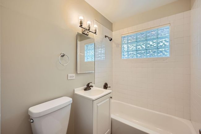 Primary Bathroom.jpg | Image 14