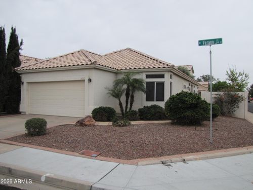 261 W Verano Pl, Gilbert, AZ, 85233-7343 | Card Image