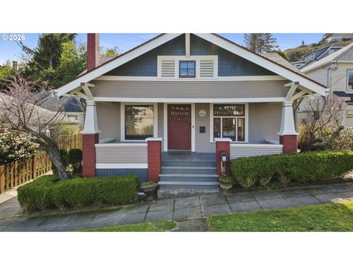 663 Harrison Ave, Astoria, OR, 97103-4735 | Card Image