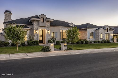 2677 E Maplewood Street, Gilbert, AZ, 85297 | Card Image