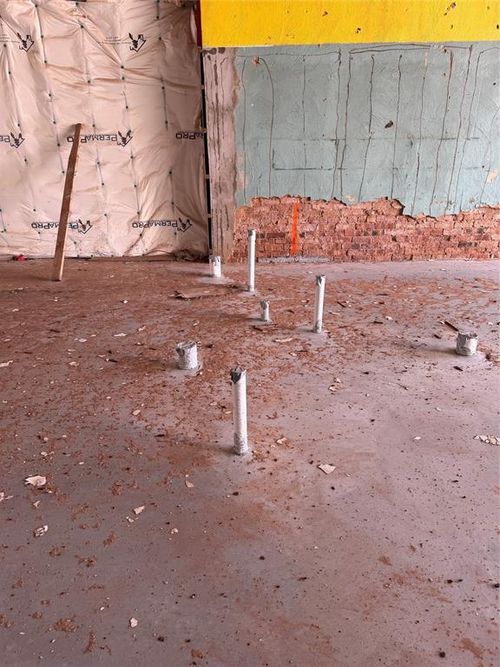 205 W Main St, Binger, OK, 73009-5161 | Card Image