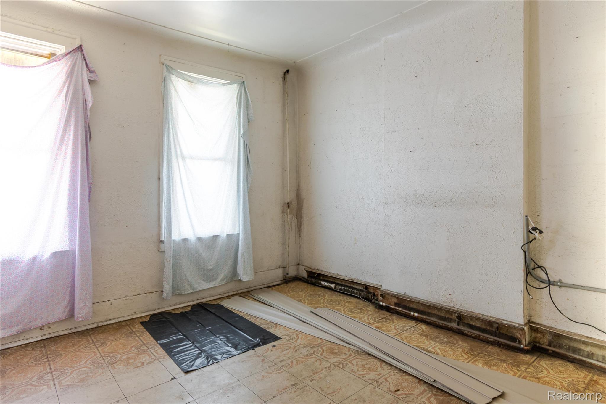 Residential Income in Detroit 5