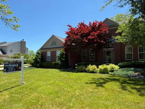 48871 Manhattan Cir, Canton, MI, 48188-1499 | Card Image