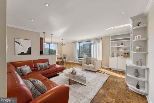 apt-701-2501 Calvert St Nw, WASHINGTON, DC, 20008-2654 | Card Image