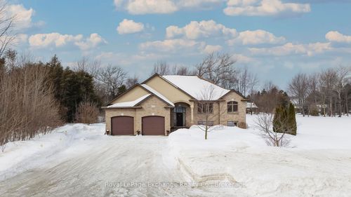 888 Lake Range Dr, Kincardine, ON, N2Z0C2 | Card Image