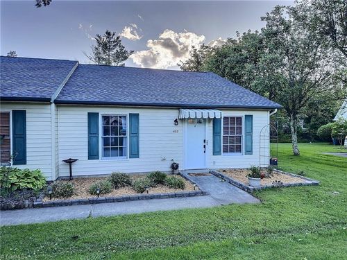 488 Kellwood Drive Ext, Boone, NC, 28607-8987 | Card Image