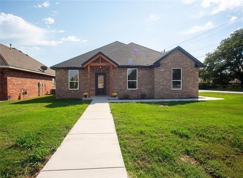 700 E Johnson Street, Lexington, OK, 73051 | Card Image