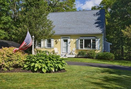 10 Ryder Cir, Sandwich, MA, 02563-2600 | Card Image