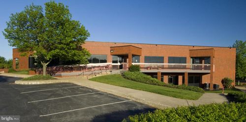 ste-208-1860 Charter Ln, LANCASTER, PA, 17601-6755 | Card Image