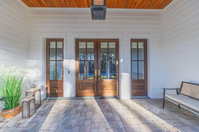 290 Seabreeze Blvd | Image 4