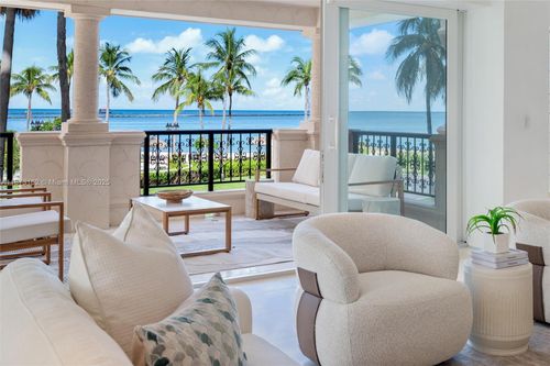 7921-7921 Fisher Island Dr, Miami Beach, FL, 33109-0997 | Card Image