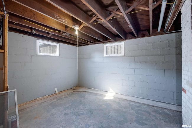 501 E 29 Th Pl, House other with 2 bedrooms, 1 bathrooms and null parking in Davenport IA | Image 27