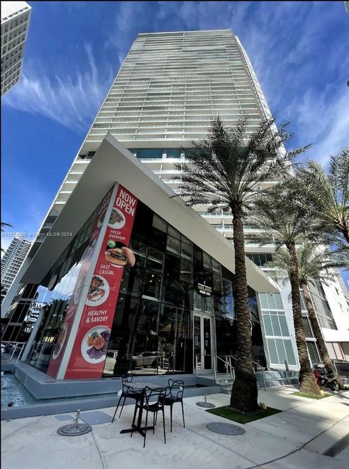 601-1300 Brickell Bay Dr, Miami, FL, 33131 | Card Image