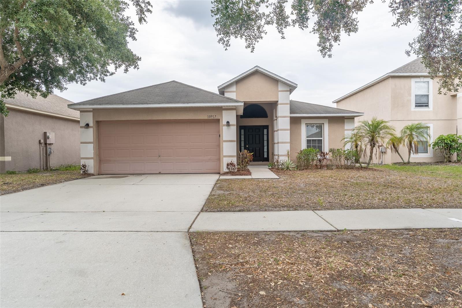 Residential in RIVERVIEW 2
