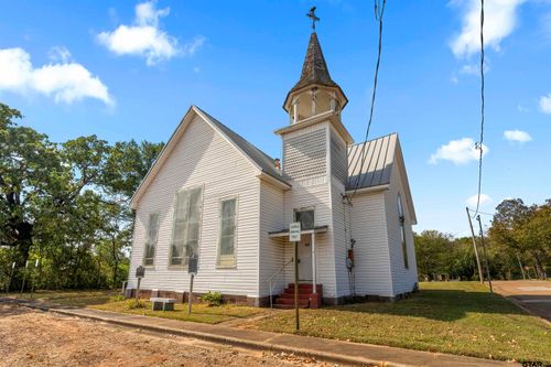 509 Taylor St, Daingerfield, TX, 75638-1523 | Card Image