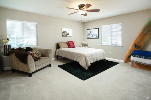 1320 Revelle Ct, Dixon, CA, 95620-4800 | Card Image