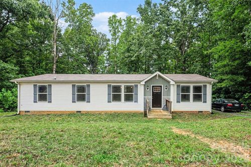 2998 Wilderness Trce, Claremont, NC, 28610-8054 | Card Image