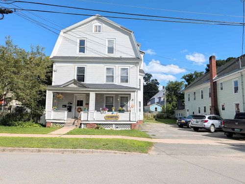 3b-400 Cliff St, St. Johnsbury, VT, 05819-1081 | Card Image
