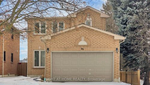 99 Old Colony Dr, Whitby, ON, L1R2G9 | Card Image