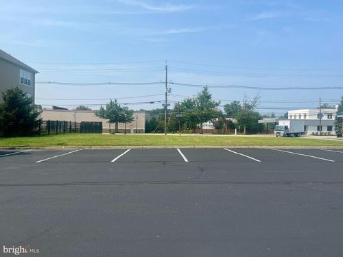 7340 Maple Ave, PENNSAUKEN, NJ, 08109-2956 | Card Image