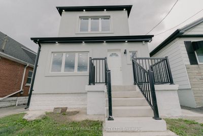 82 Shelby Ave, House other with 4 bedrooms, 4 bathrooms and 4 parking in Hamilton ON | Image 1