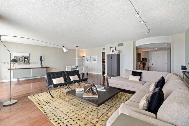 APT-805 - 2100 S Ocean Ln, Condo with 2 bedrooms, 2 bathrooms and null parking in Fort Lauderdale FL | Image 8