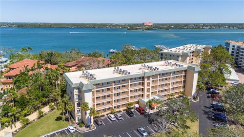 305b-8625 Midnight Pass Rd, SARASOTA, FL, 34242-3855 | Card Image