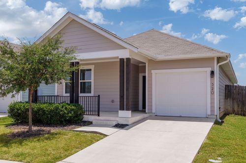 320 E Broade St, Leander, TX, 78641-4174 | Card Image