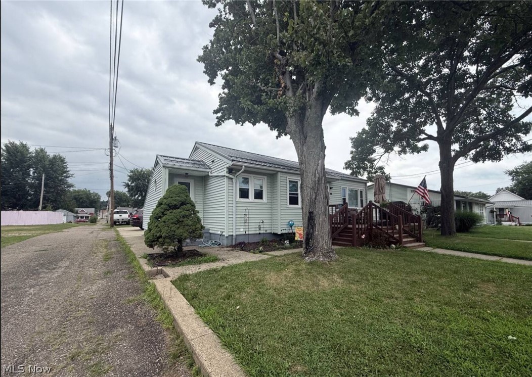 Residential Income in Newcomerstown 2