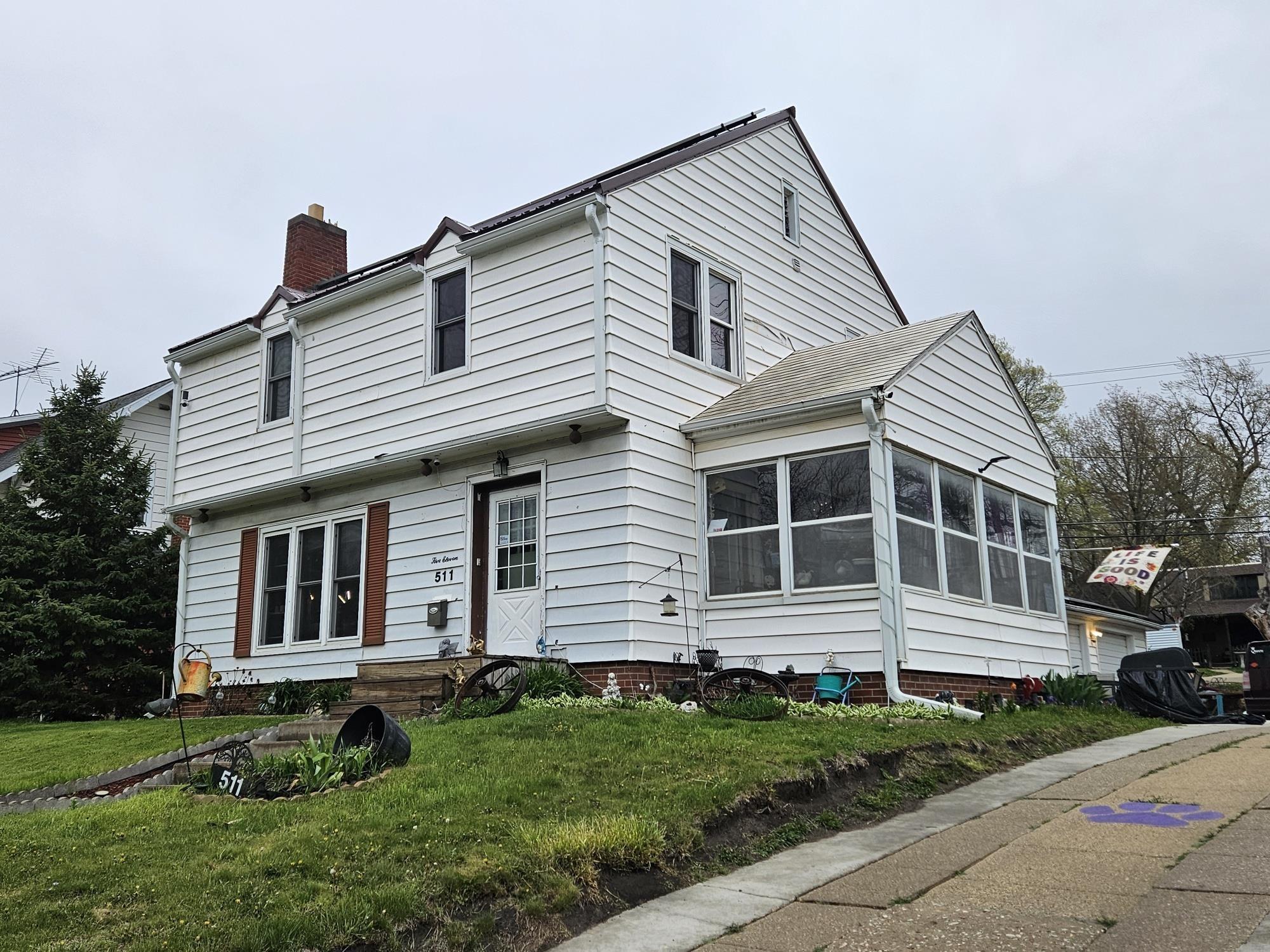 Frederick Ave, Oelwein, IA 50662