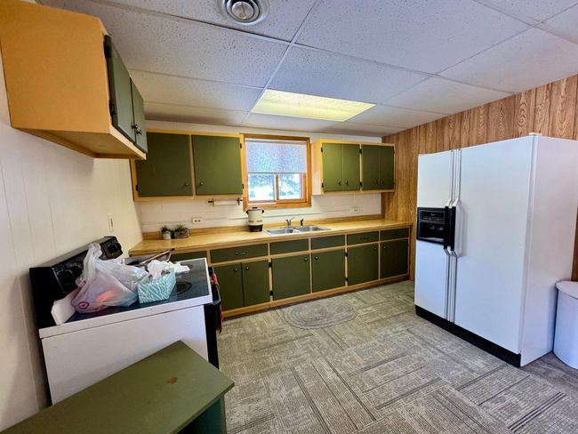 Lower Level Kitchen | Image 29