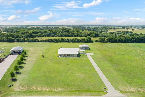 203 Bold Springs Ct, West, TX, 76691-2297 | Card Image