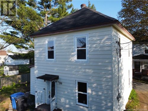 320 St Andrew St, Bathurst, NB, E2A1C5 | Card Image
