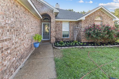 2159 Nottingham Dr, Kaufman, TX, 75142-9582 | Card Image