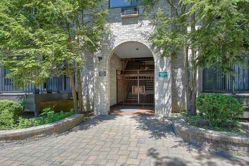apt-201-107 N Broadway, White Plains, NY, 10603-4827 | Card Image