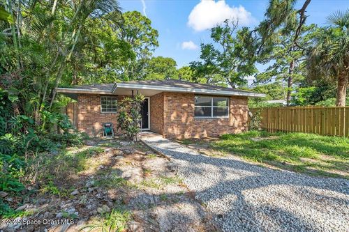 935 S Tropical Trl, Merritt Island, FL, 32952-5041 | Card Image