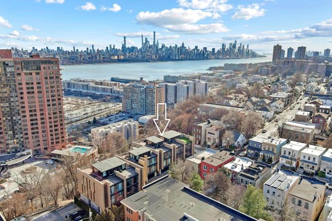 5-05 - 5-05 Washington Ave, Townhouse with 3 bedrooms, 3 bathrooms and null parking in Carlstadt NJ | Image 5