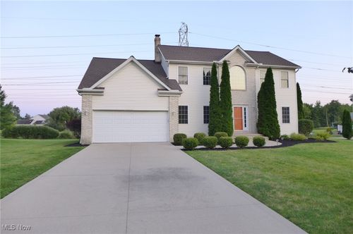 35160 Spatterdock Ln, Solon, OH, 44139-5092 | Card Image
