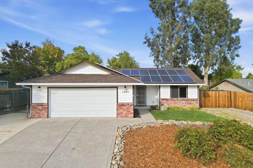 1005 Grouse Dr, Redding, CA, 96003-4505 | Card Image