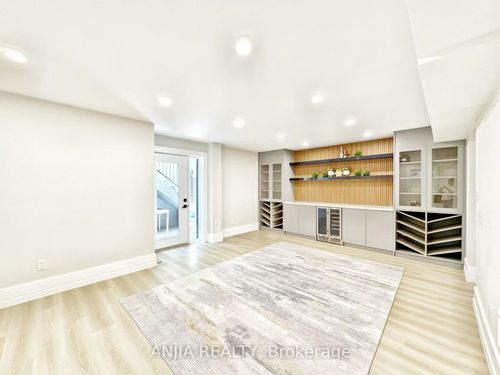 21 Sherwood Forest Dr, Markham, ON, L3P1P5 | Card Image