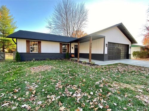 414 Bunker Hill Dr, Collinsville, IL, 62234-4328 | Card Image