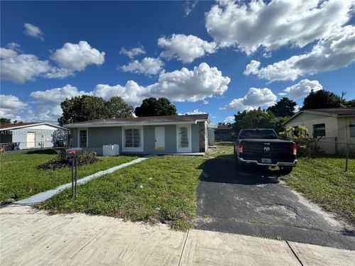 4254 Nw 201st St, Miami Gardens, FL, 33055-1312 | Card Image