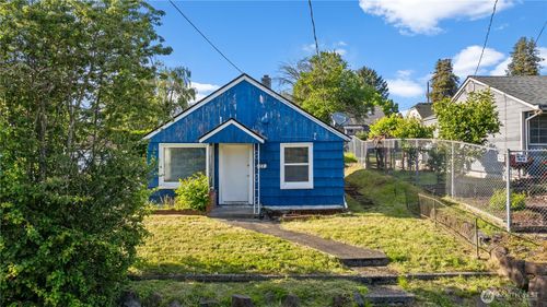 4222 S Spencer St, Seattle, WA, 98118-2732 | Card Image