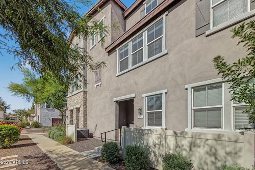 2211 E Hidalgo Avenue, Phoenix, AZ, 85040 | Card Image
