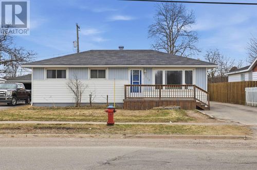 308 Boundary Rd, Sault Ste. Marie, ON, P6A5C1 | Card Image