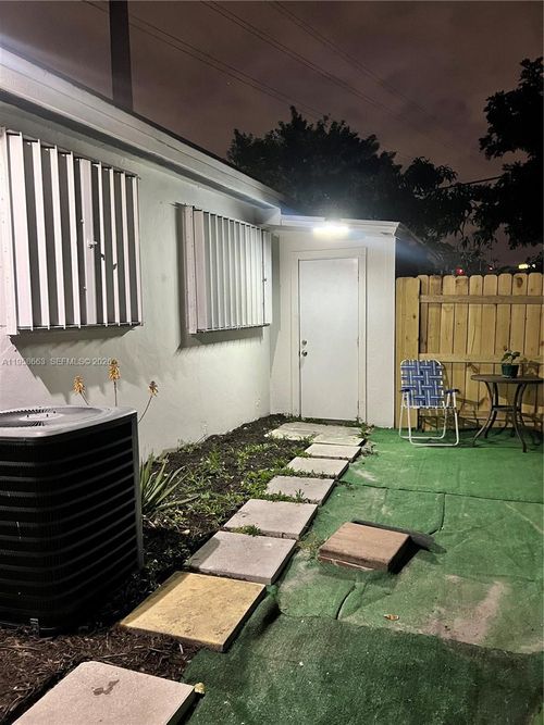 b-6400 Fletcher St, Hollywood, FL, 33023 | Card Image