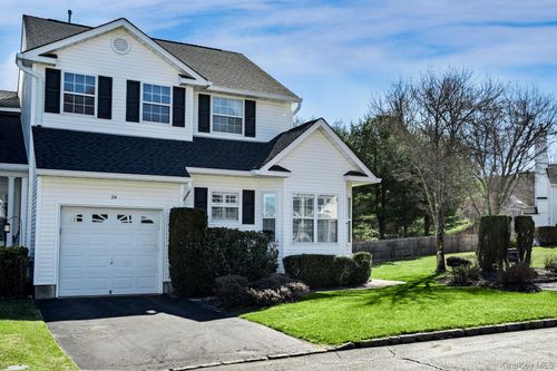 24 Brookville Way, Manorville, NY, 11949-2968 | Card Image