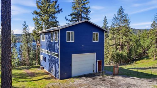 13118 N East Newman Lake Dr, Newman Lake, WA, 99025-5109 | Card Image